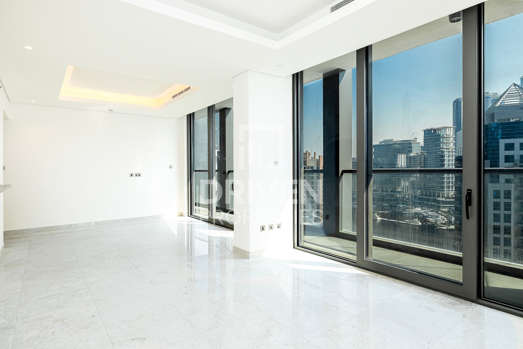 Spacious Unit with Canal and pool Views