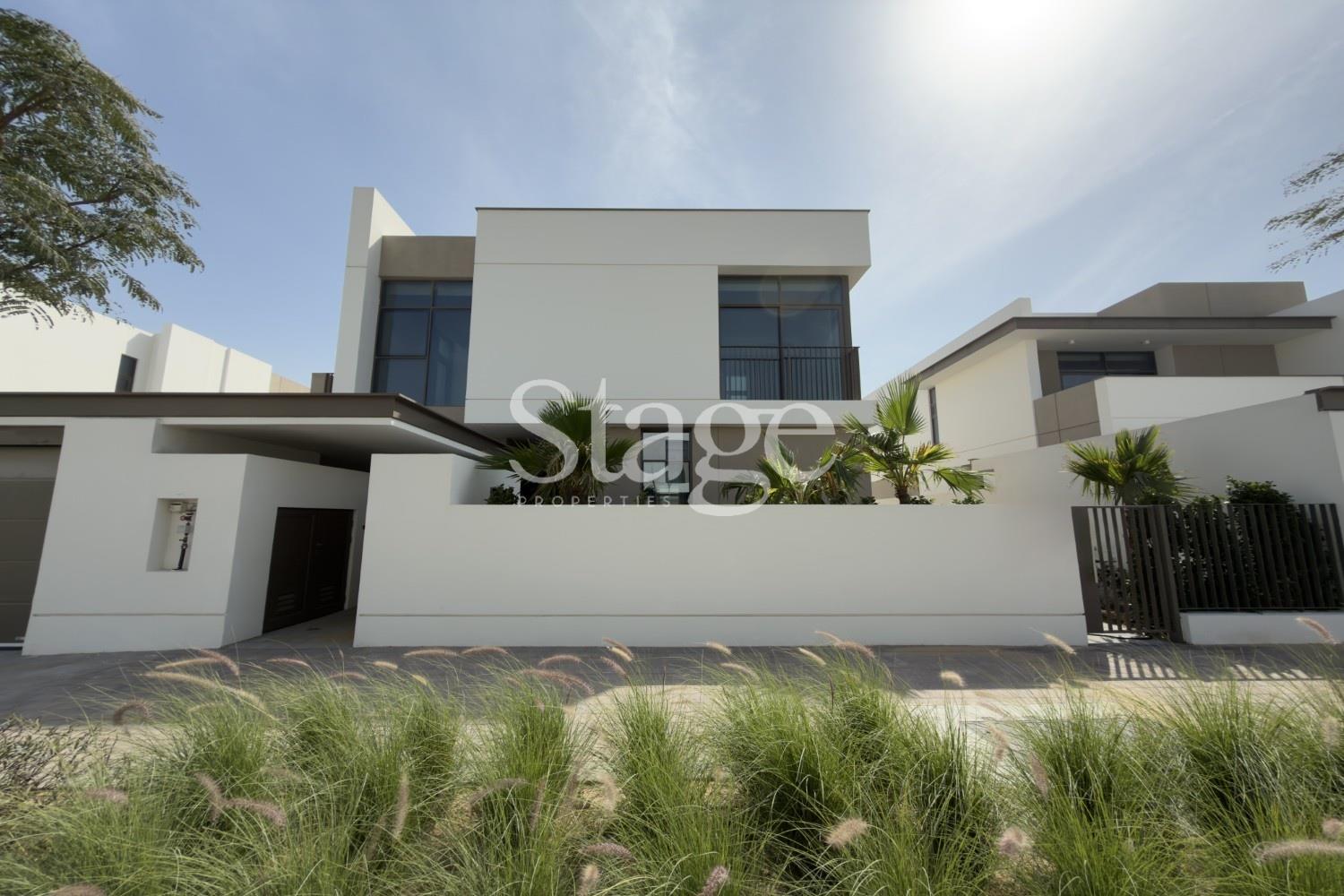 4BR Detached Villa | Fully Landscaped | Com Pool