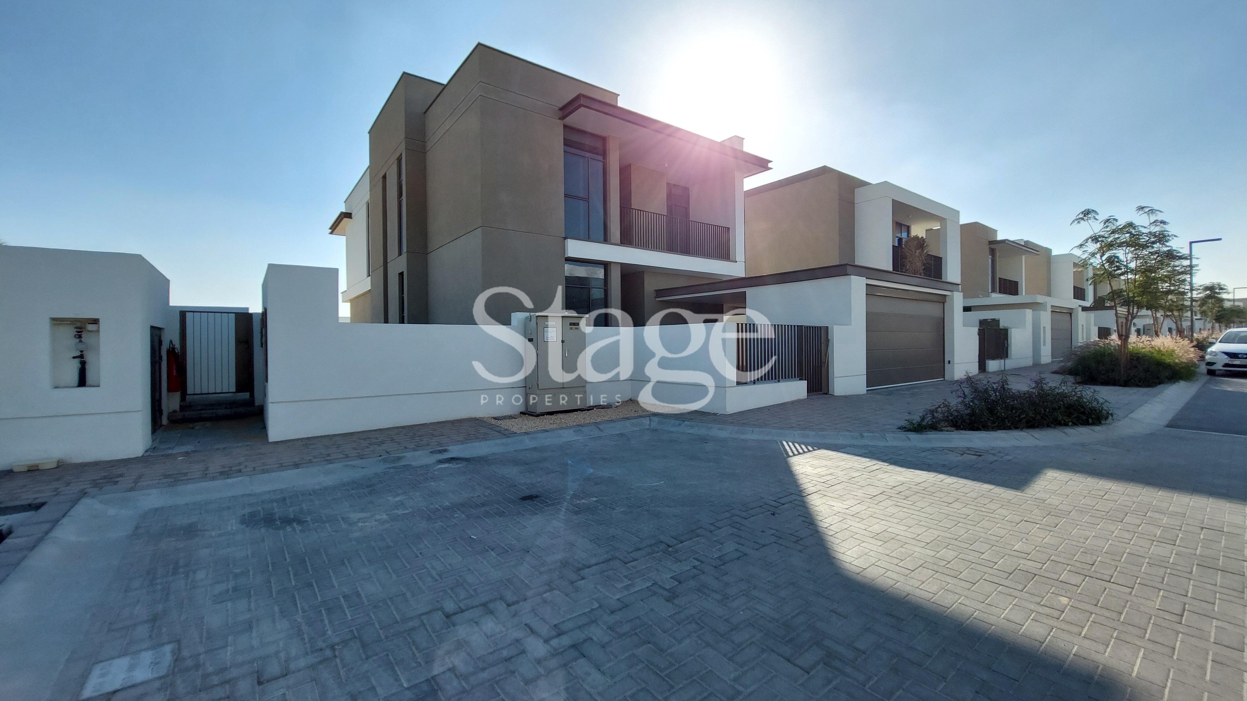 Brand New 4BR | Driver + Maid Room | Corner Villa