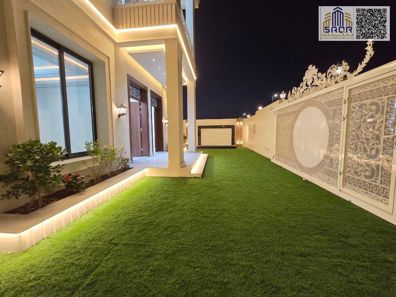 Registration included / Two floors with roof / 5 rooms