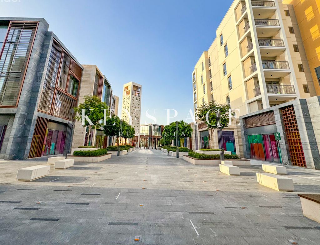 Secure Community Living with Exceptional Value | Resale