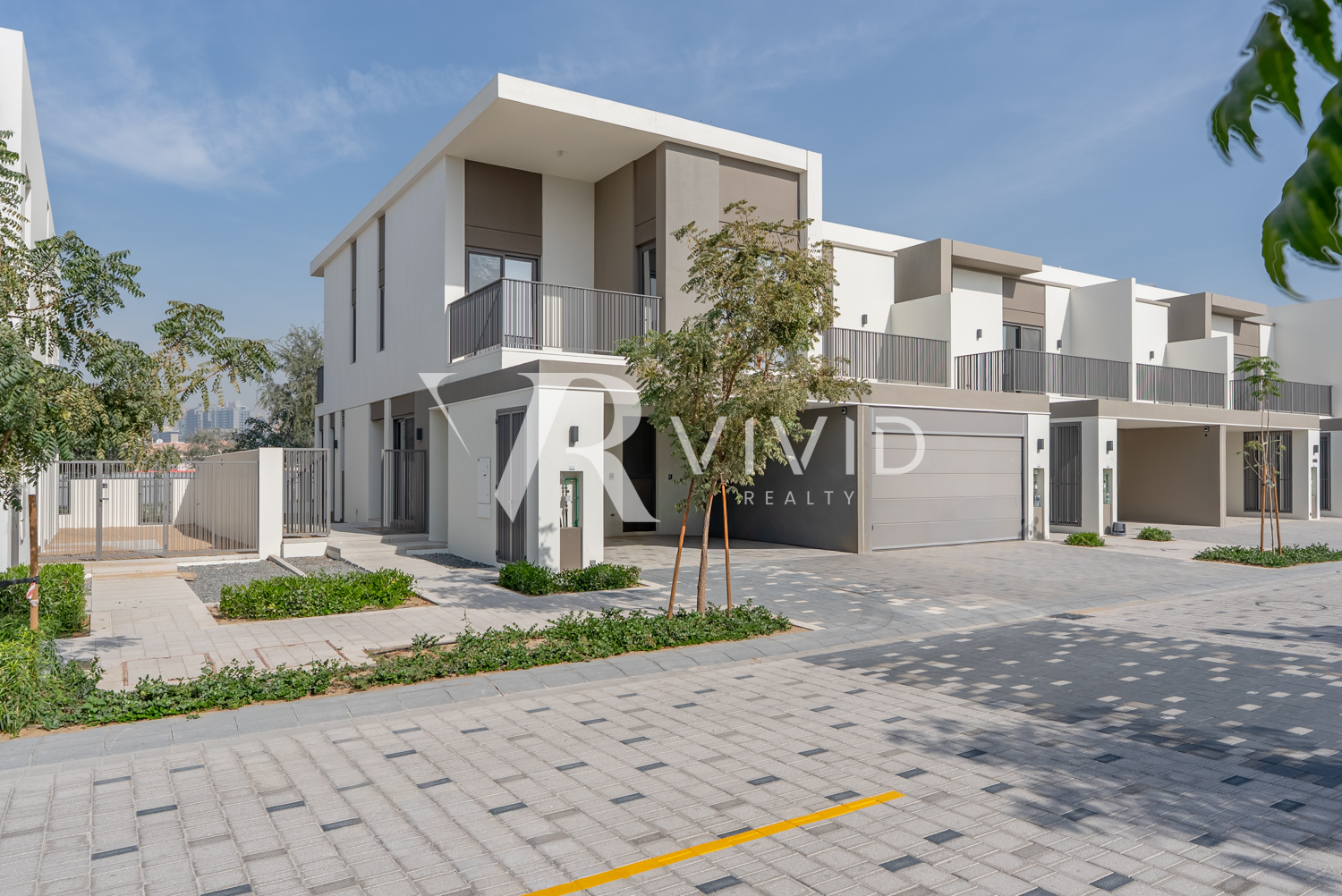 Exclusive View | Green Belt Back | Near Entrance
