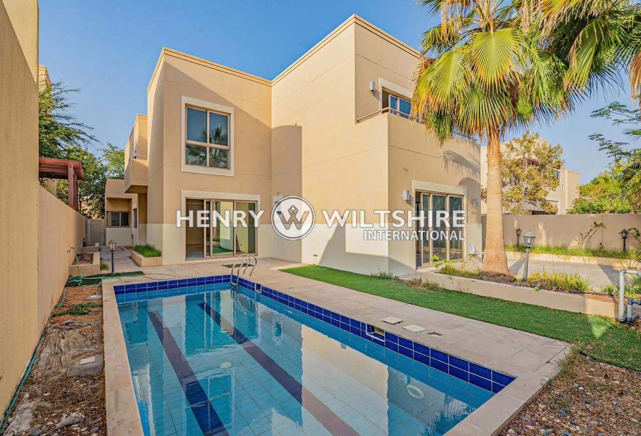 Corner deluxe type S 5 bedroom villa. Private pool