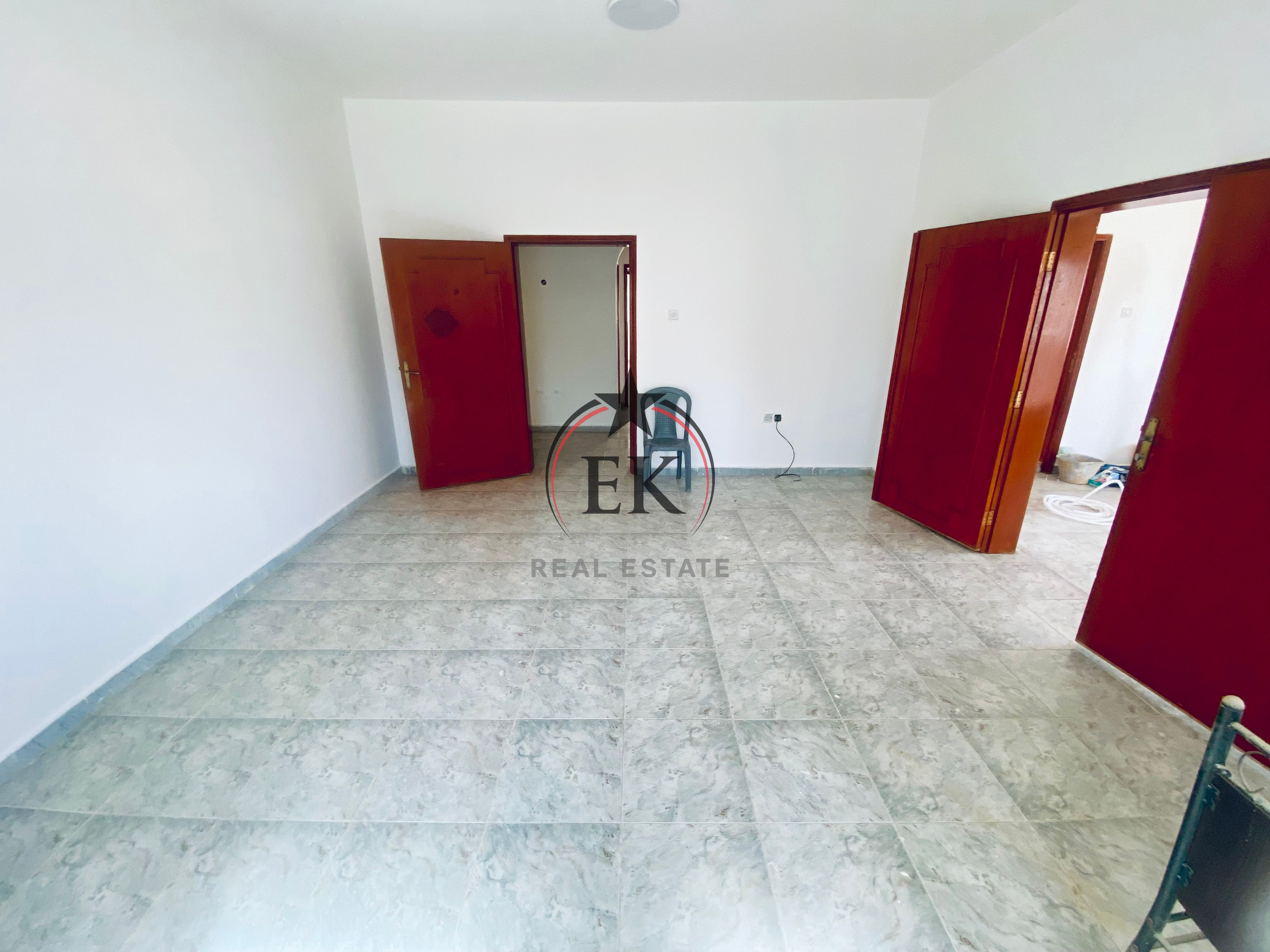 Big 3 BHK | Balcony | Wardrobes | Near Jimi Mall.