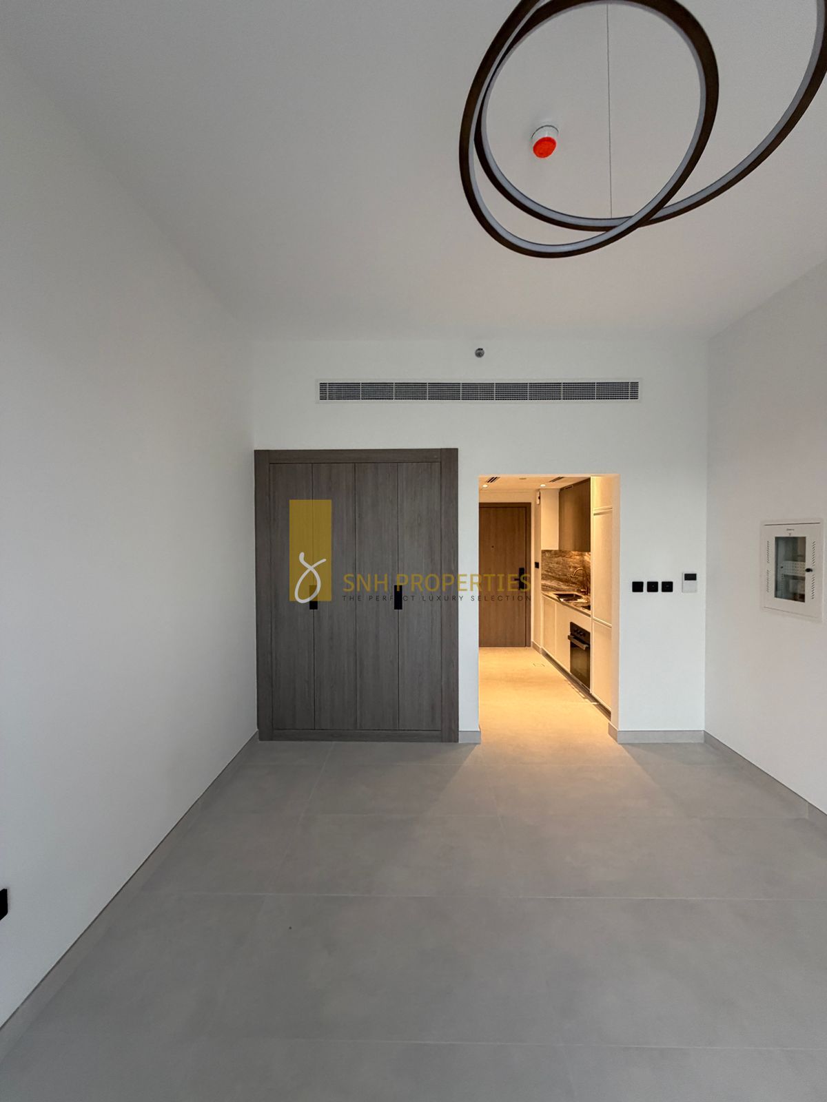 BRAND NEW | READY TO MOVE IN | SPACIOUS UNIT