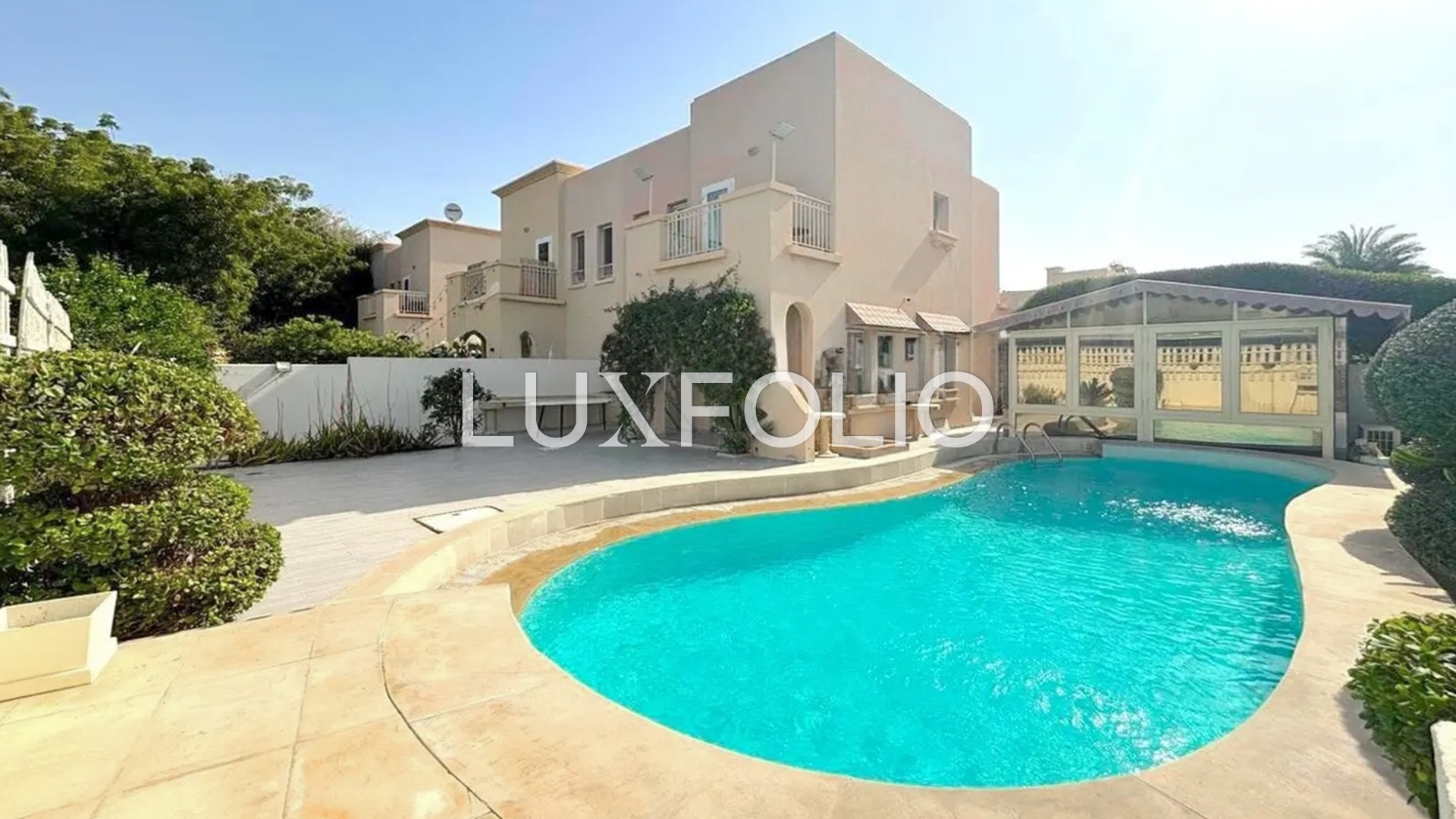 Upgraded | Corner plot | Fantastic location
