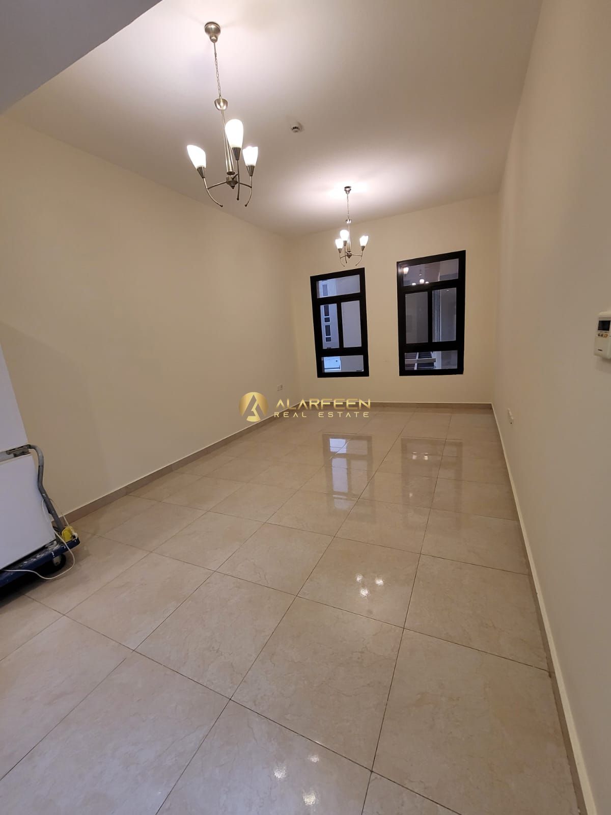 Huge Studio | Flexible Payments | Vacant | JVC