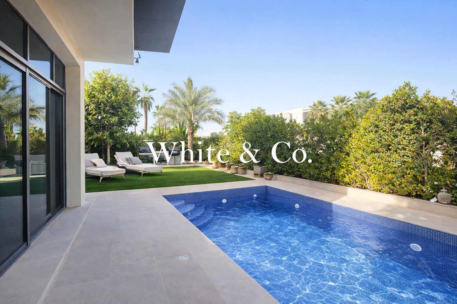 EXTENDED DINING SPACE | NEW & UPGRADED GARDEN | EXTRA BEDROOM