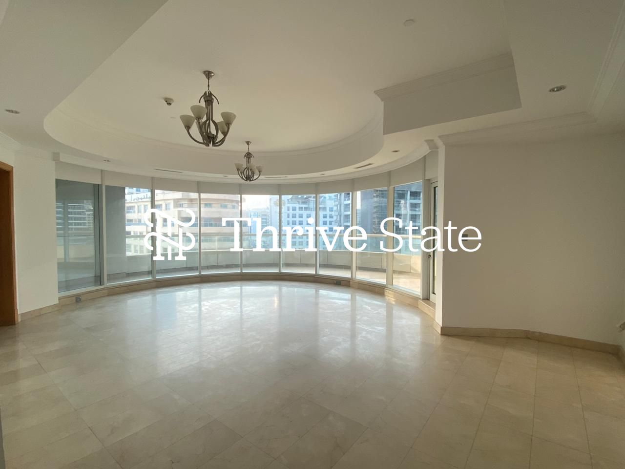 Large Layout | With Maids Room | Fitted Kitchen