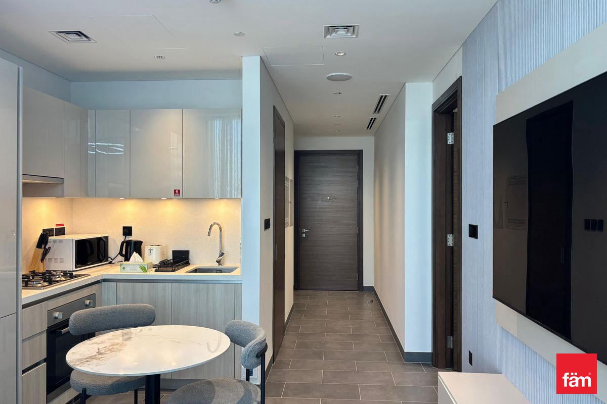 Fully Furnished | High Floor | Pool View