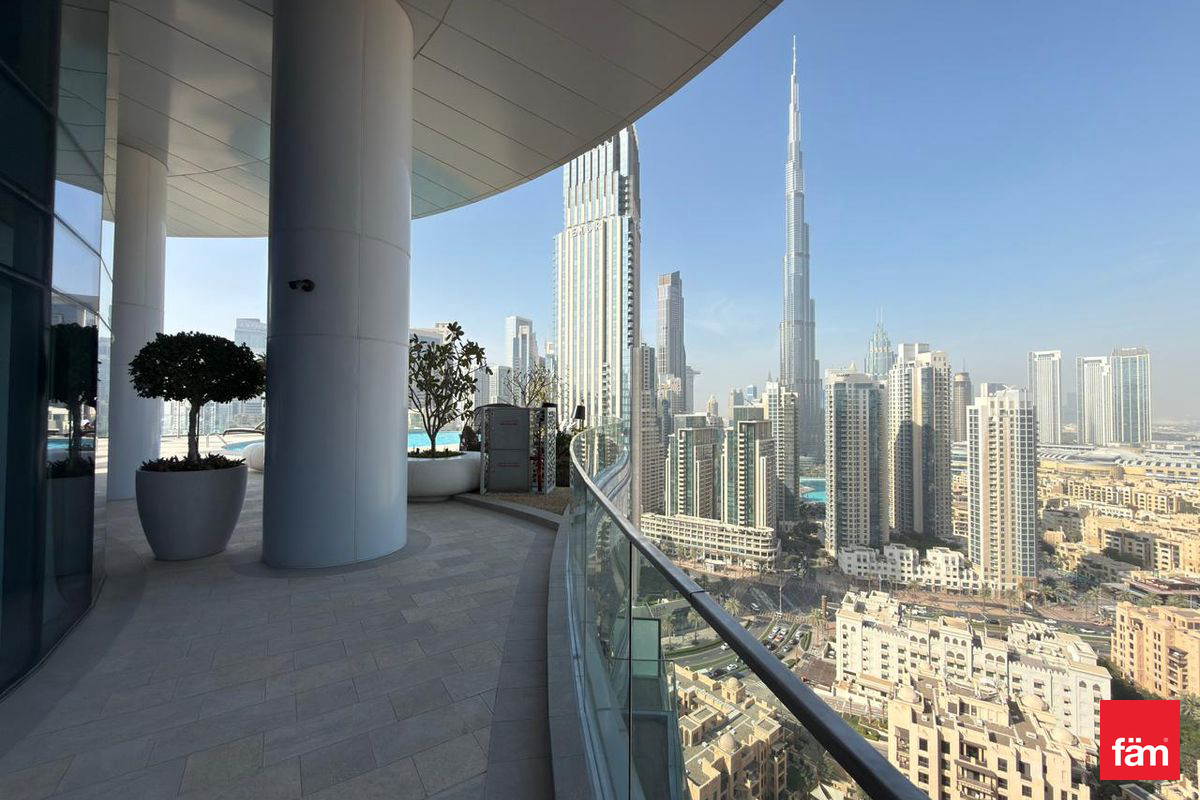 Canal and Burj Khalifa View | High Floor | Vacant