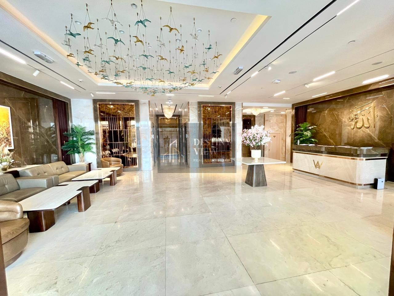 Like brand new lavish 3BHK apartment fully family Building