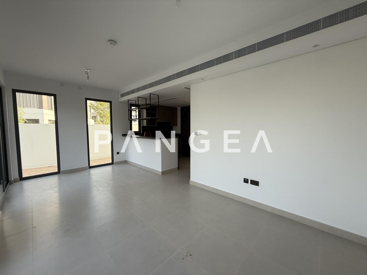 Kitchen Appliances | Landscaped | Single Row