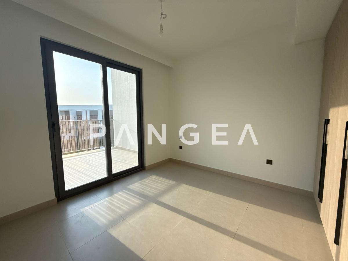 Aura Gardens | Single Row | Ready Now