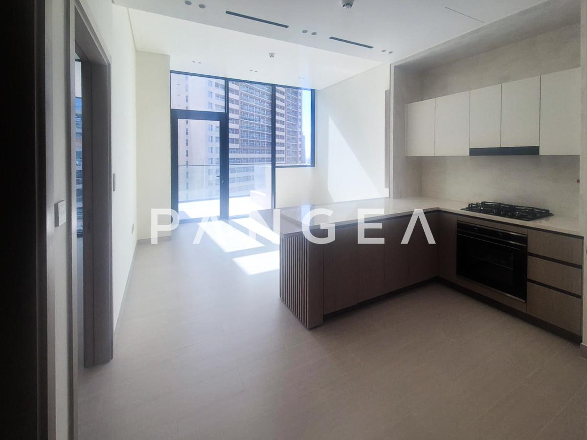 Park View | Mid Floor | Multiple Cheques