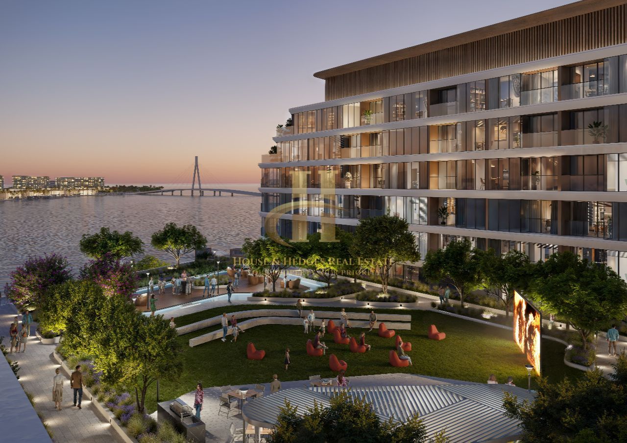 Elegant Waterfront Apartments | Book Today