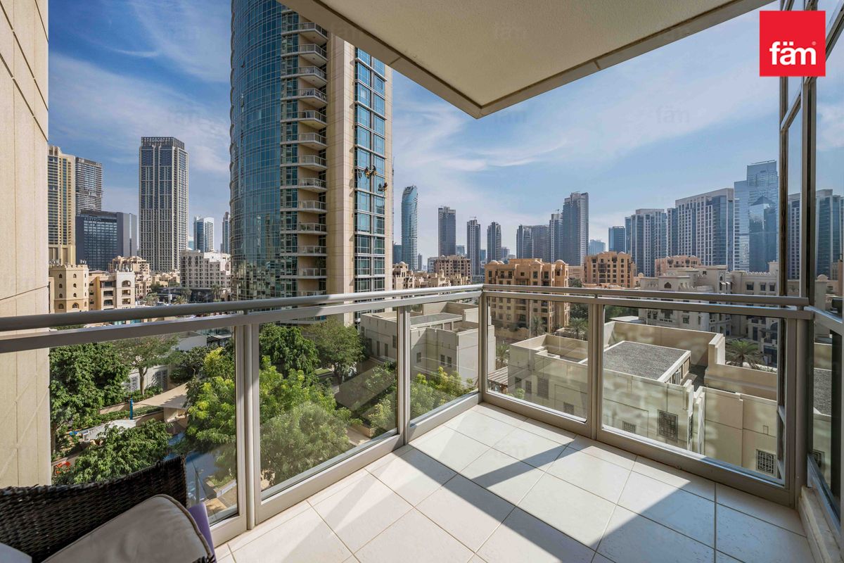 Luxury Living| Vacant Soon| Fully Furnished