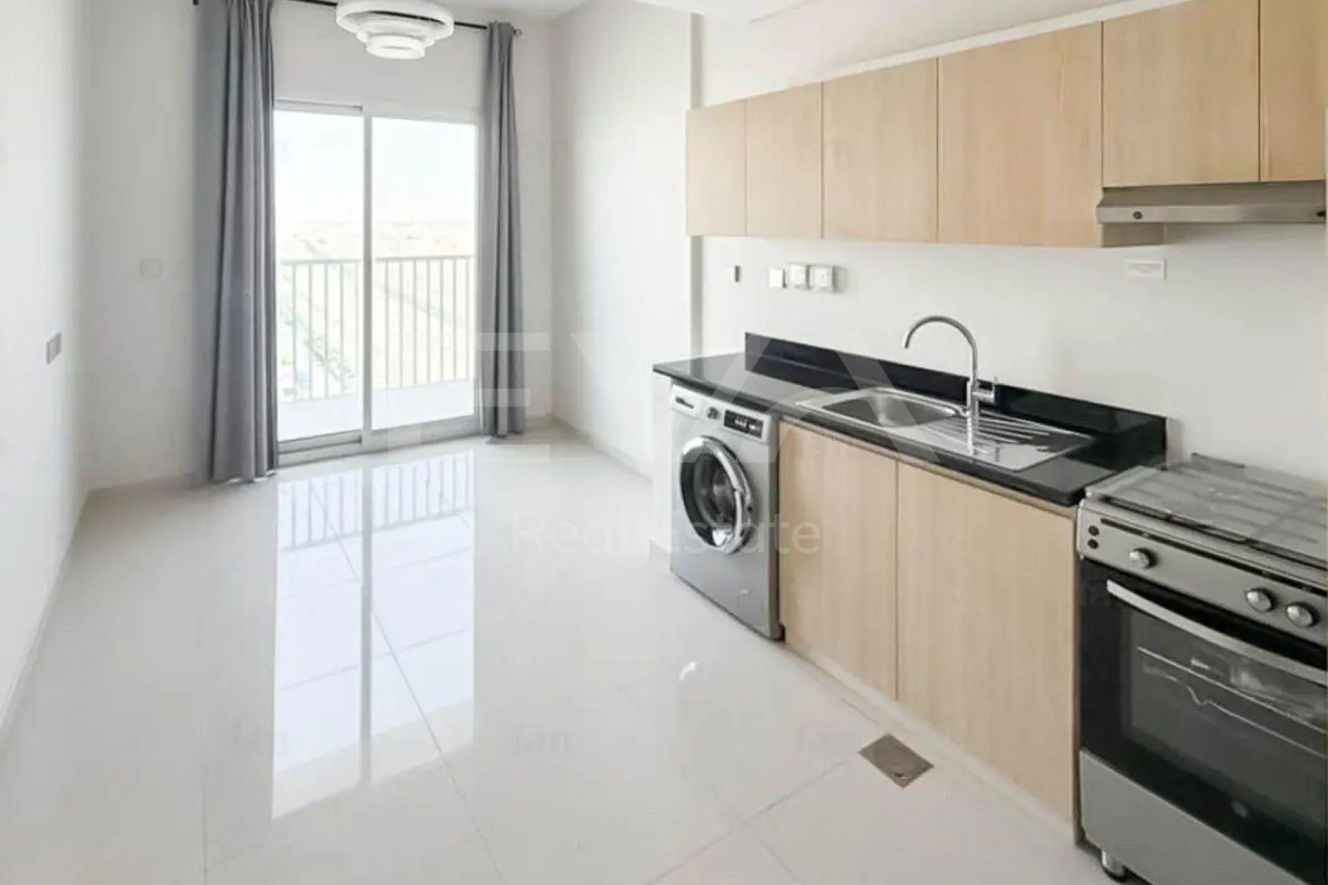 Community View | Vacant and Ready | Modern