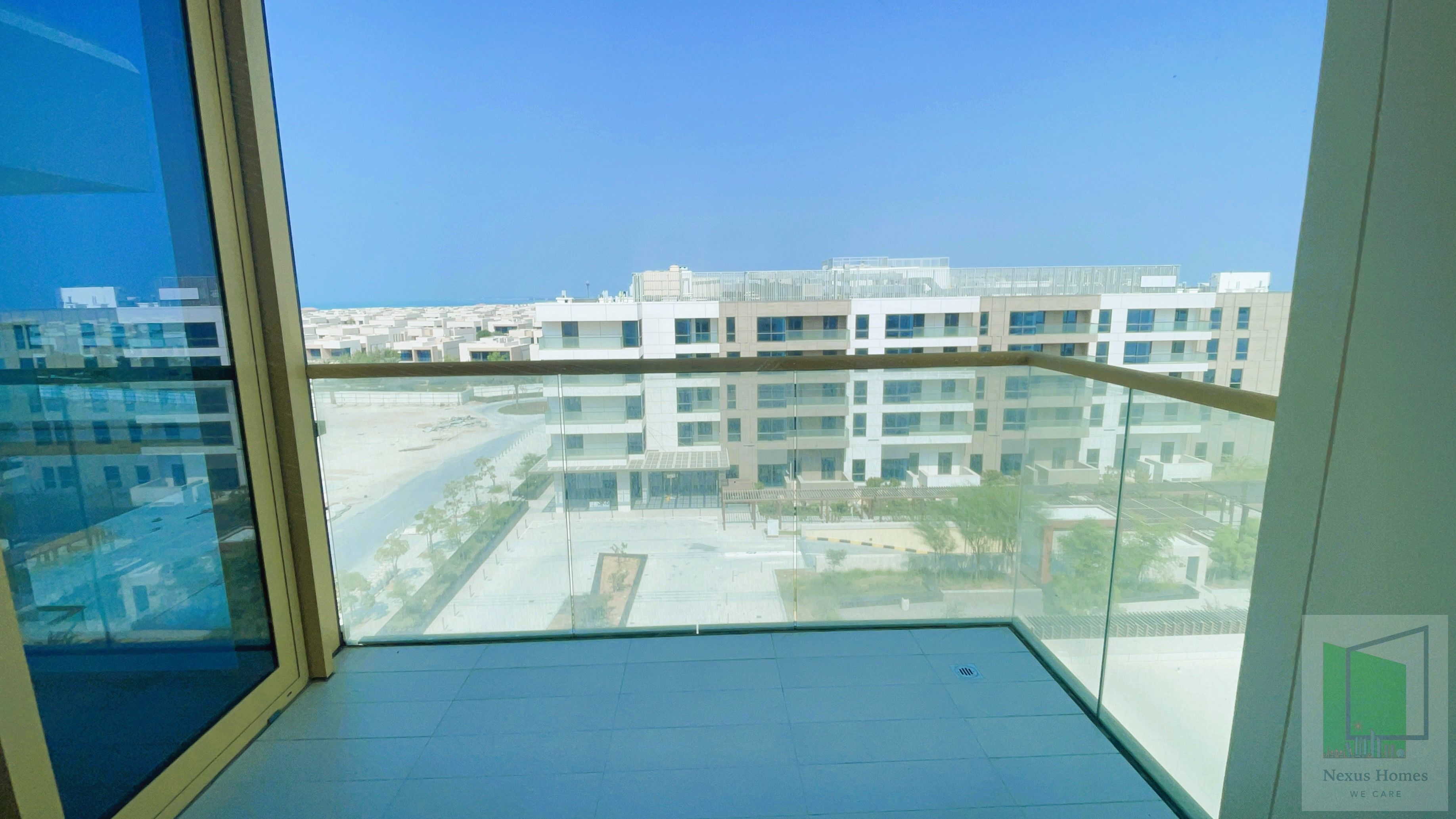 Partial Sea View | 1 BR | Balcony | Private Beach