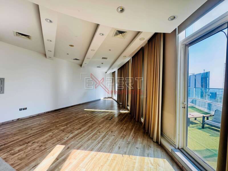 Fully Fitted | Bright & Spacious | Canal View