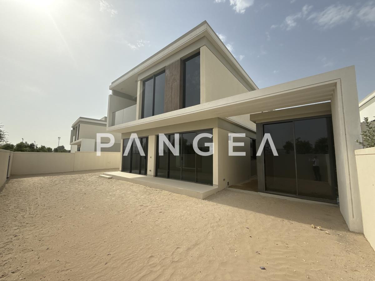 Corner Unit | Largest Plot | Single Row