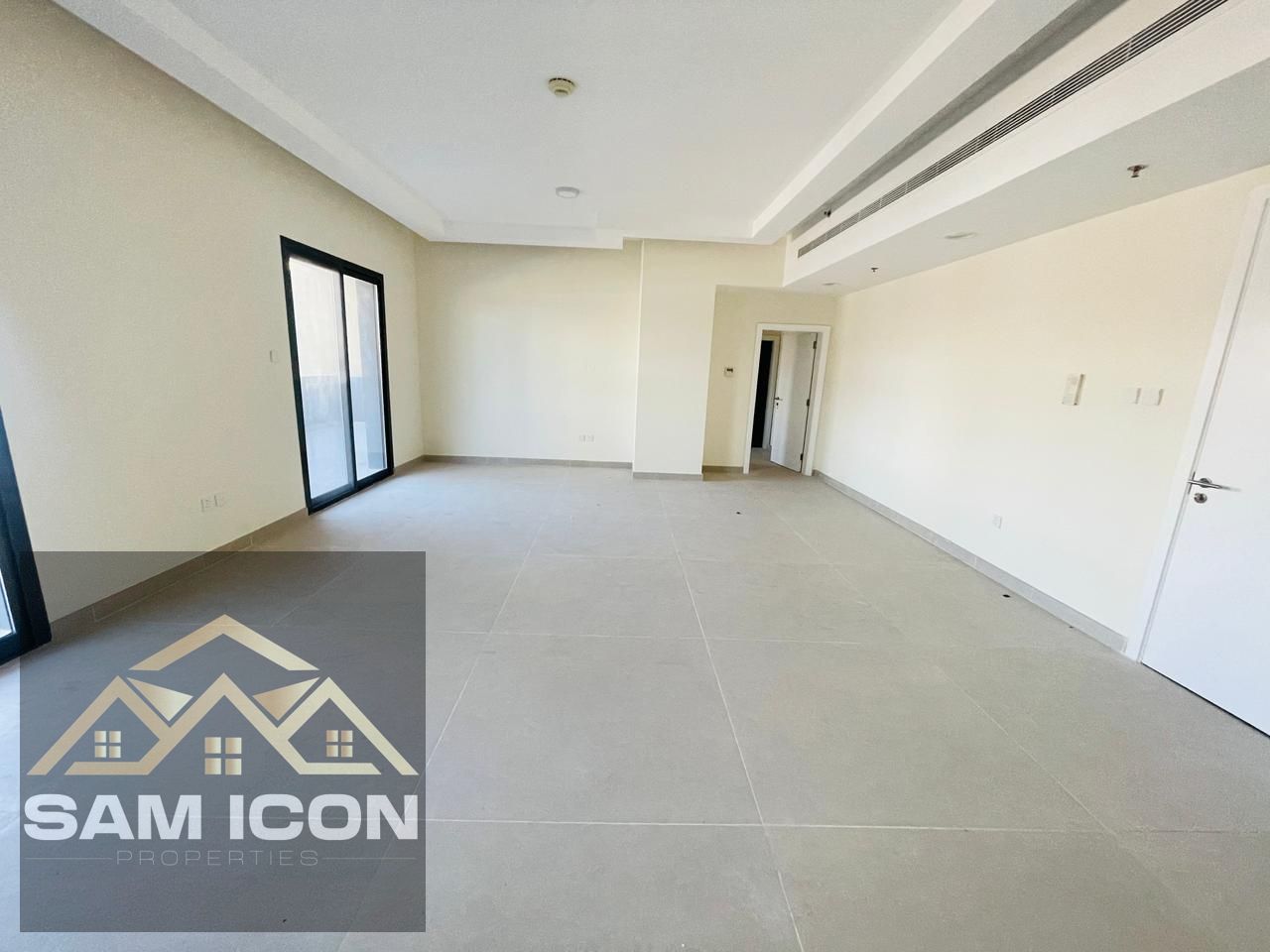 Vacant | Large Balcony | Ready to Move-in