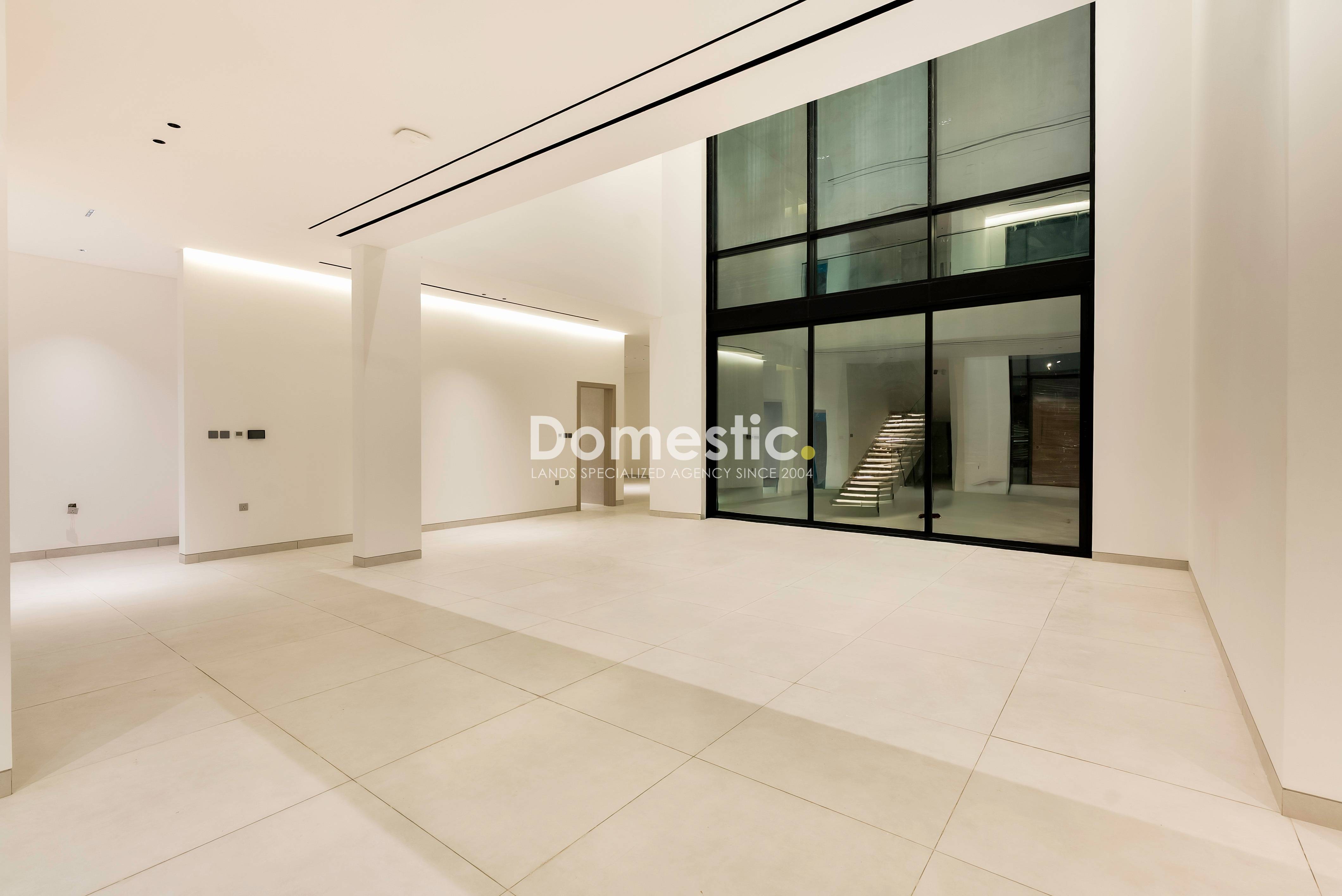 STANDALONE VILLA | 5 BED + MAID | VACANT