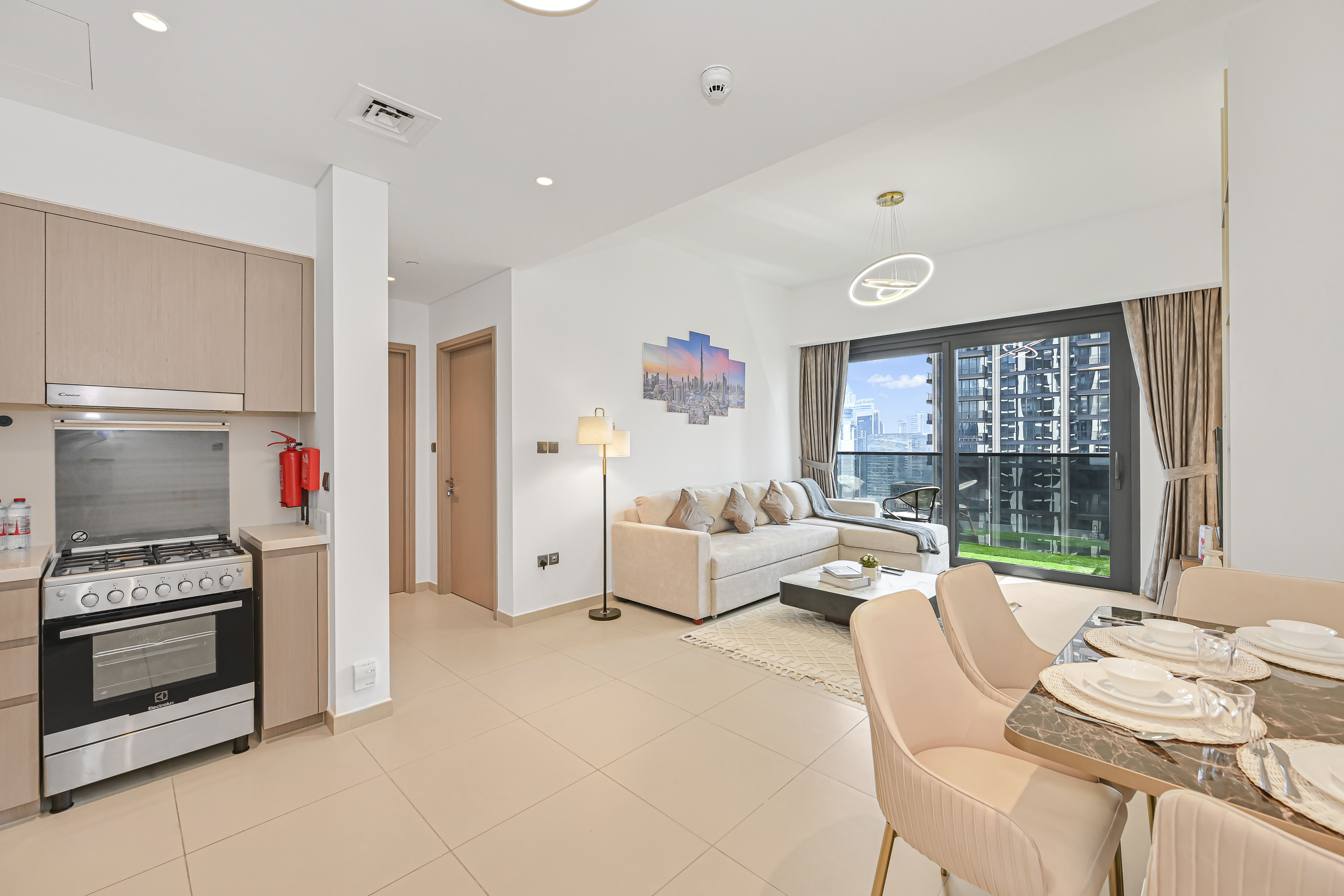 Modern 1BR in ACT Tower 1