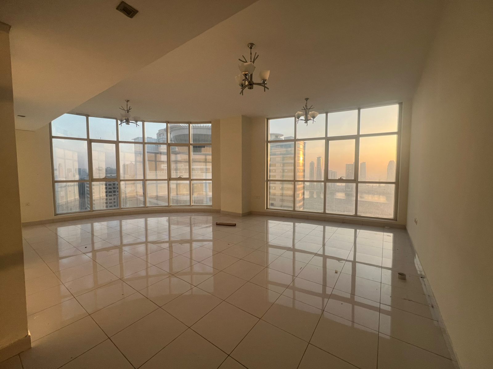 Free parking, gym, swimming pool, storage, built-in lockers