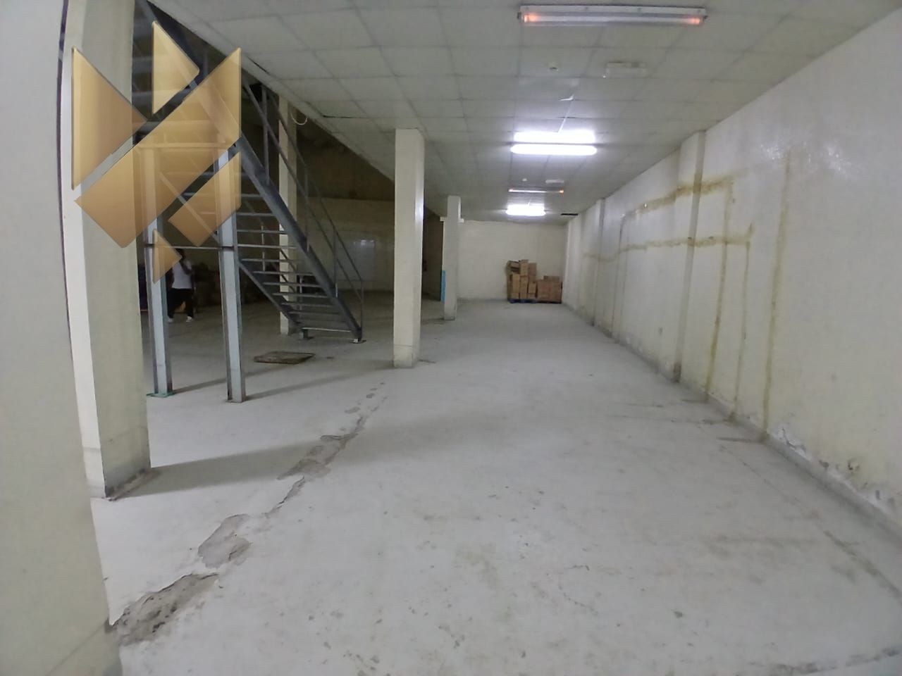 For Rent: Spacious Warehouse / Showroom in Industrial Area 15 – A Rare Opportunity!