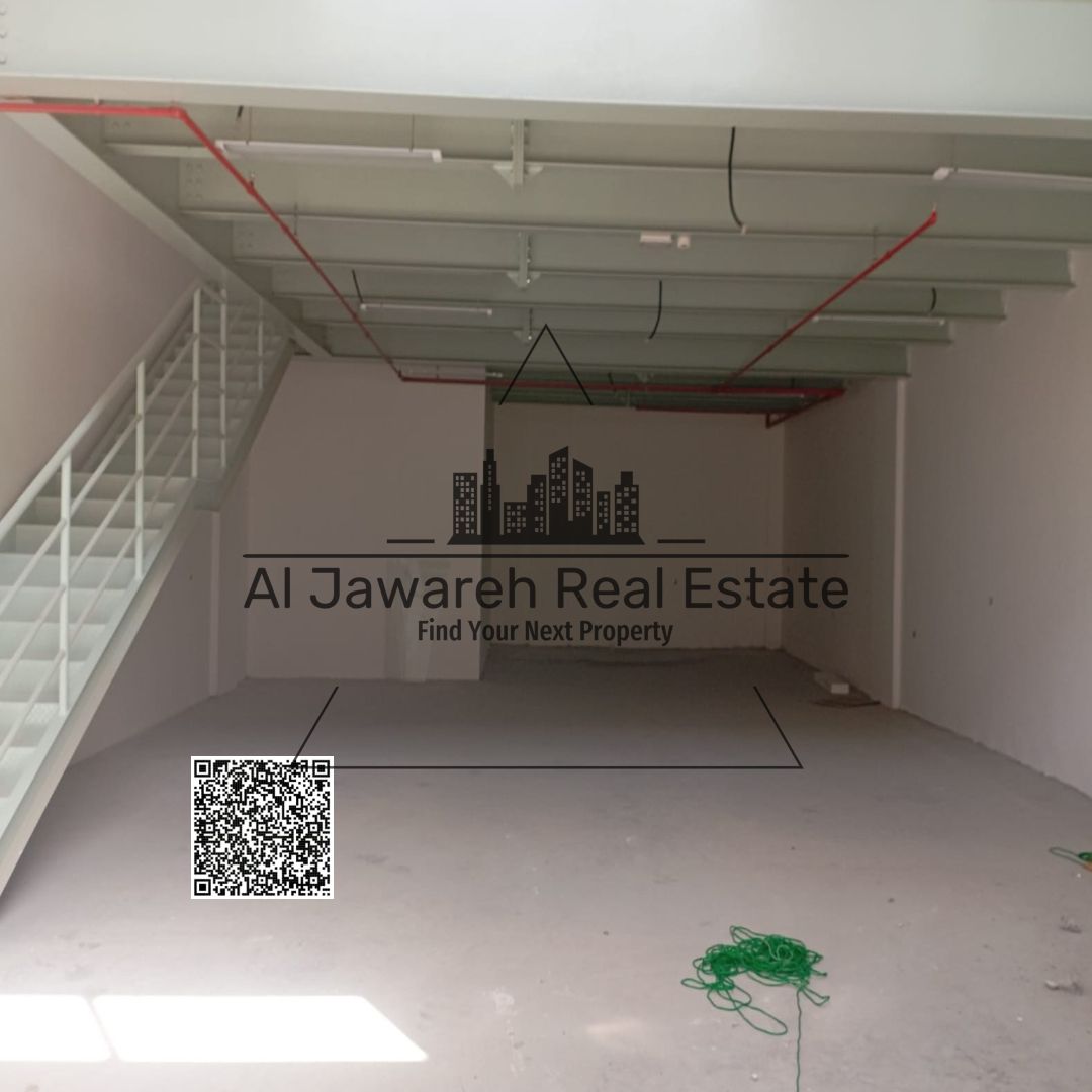 Warehouse for Annual Rent in Al Jurf 1 – Ajman Property Code: 3136 A great opportunity to rent a brand-new warehouse in a strategic location in Al Jur