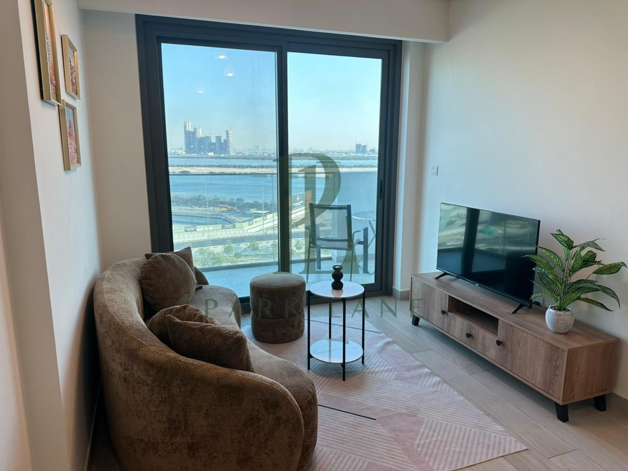 Creek View | Fully Furnished | Closed Kitchen