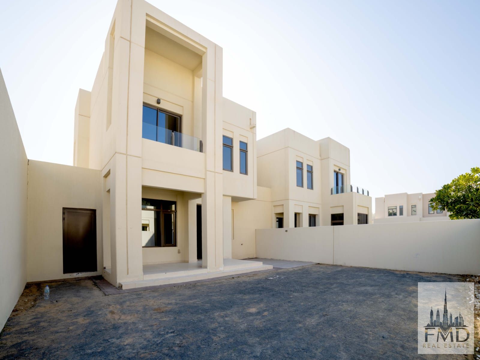 Price Reduced Type A Vacant 3Bed Townhouse Large Plot Size