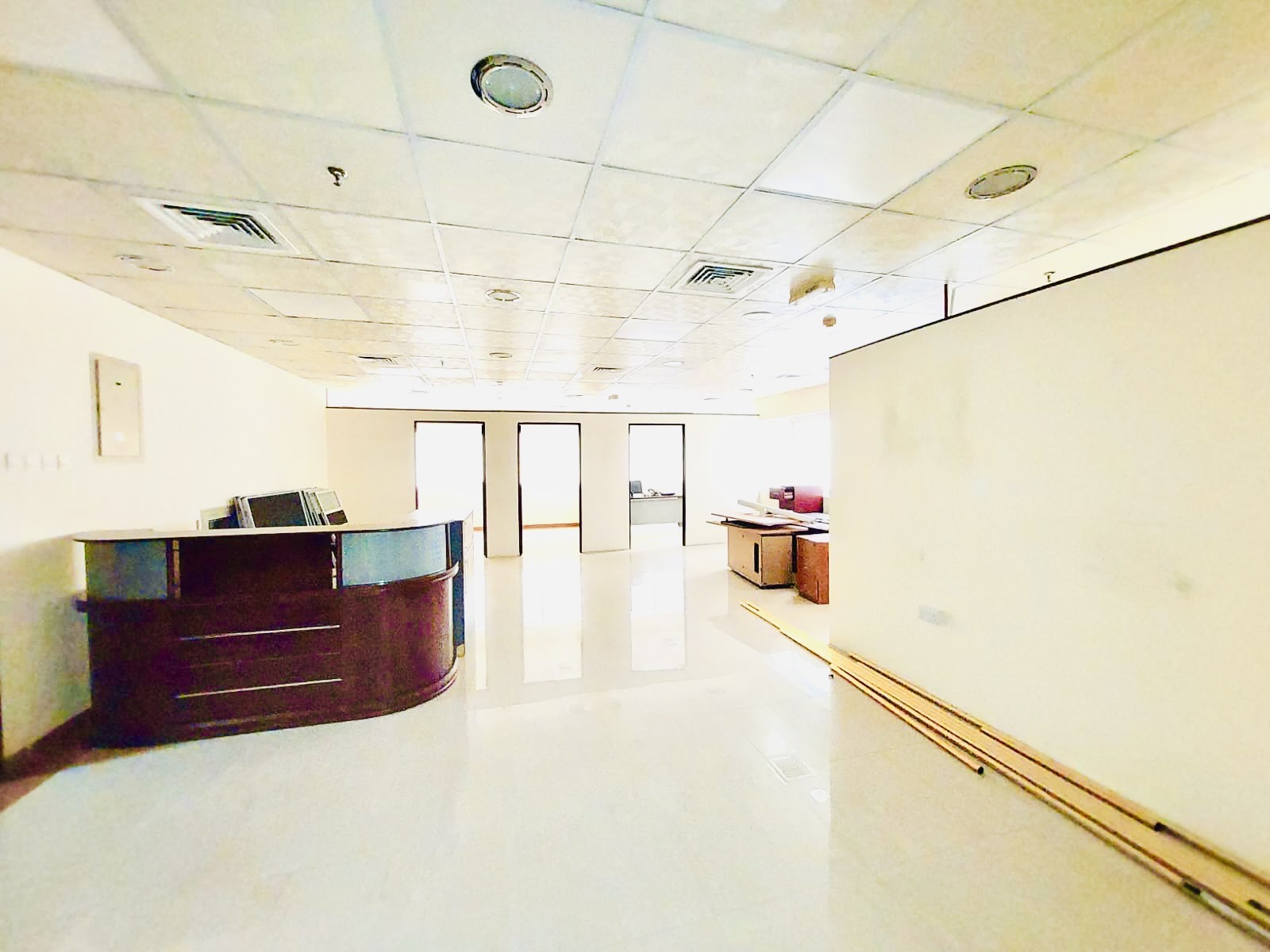 Luxury office in Muwaileh 1500sqft