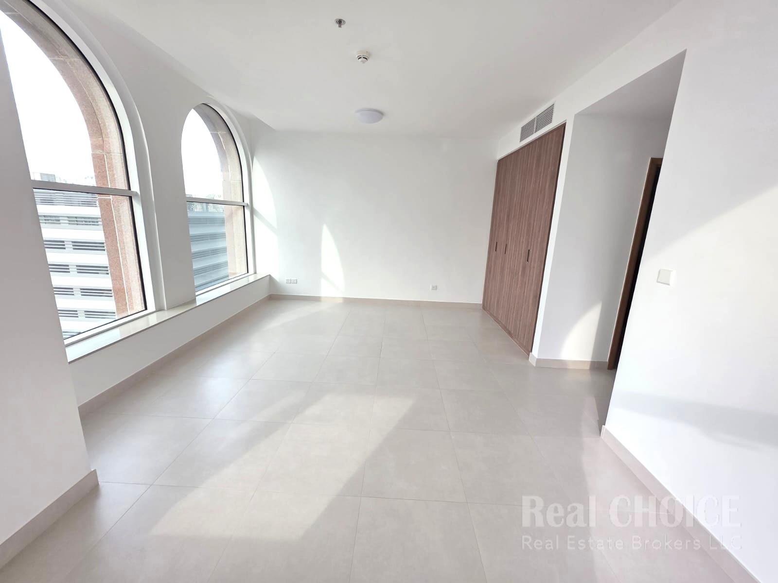 Luxury Living | Landmark View | Prime Location