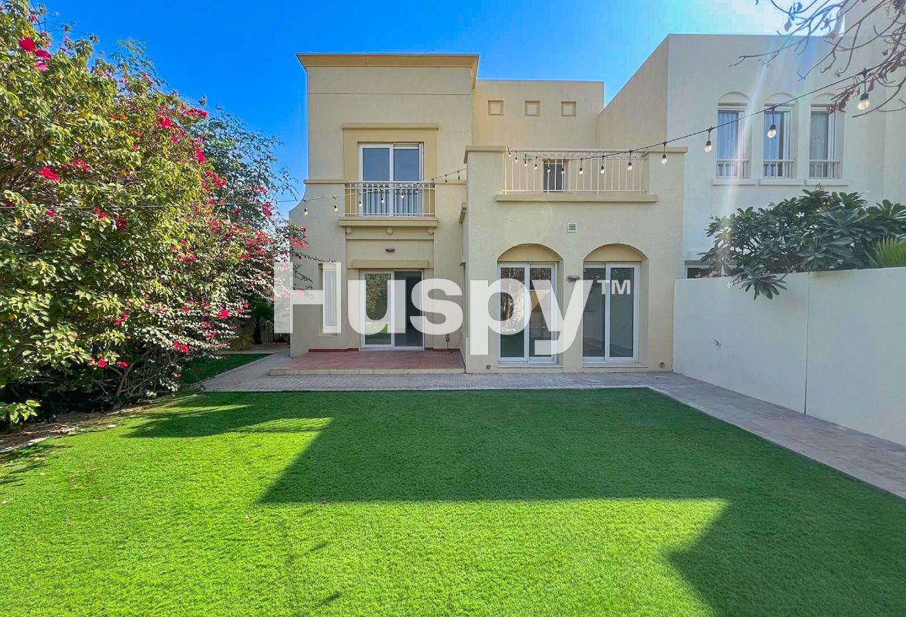Single Row | Unfurnished | Near Pool and Park