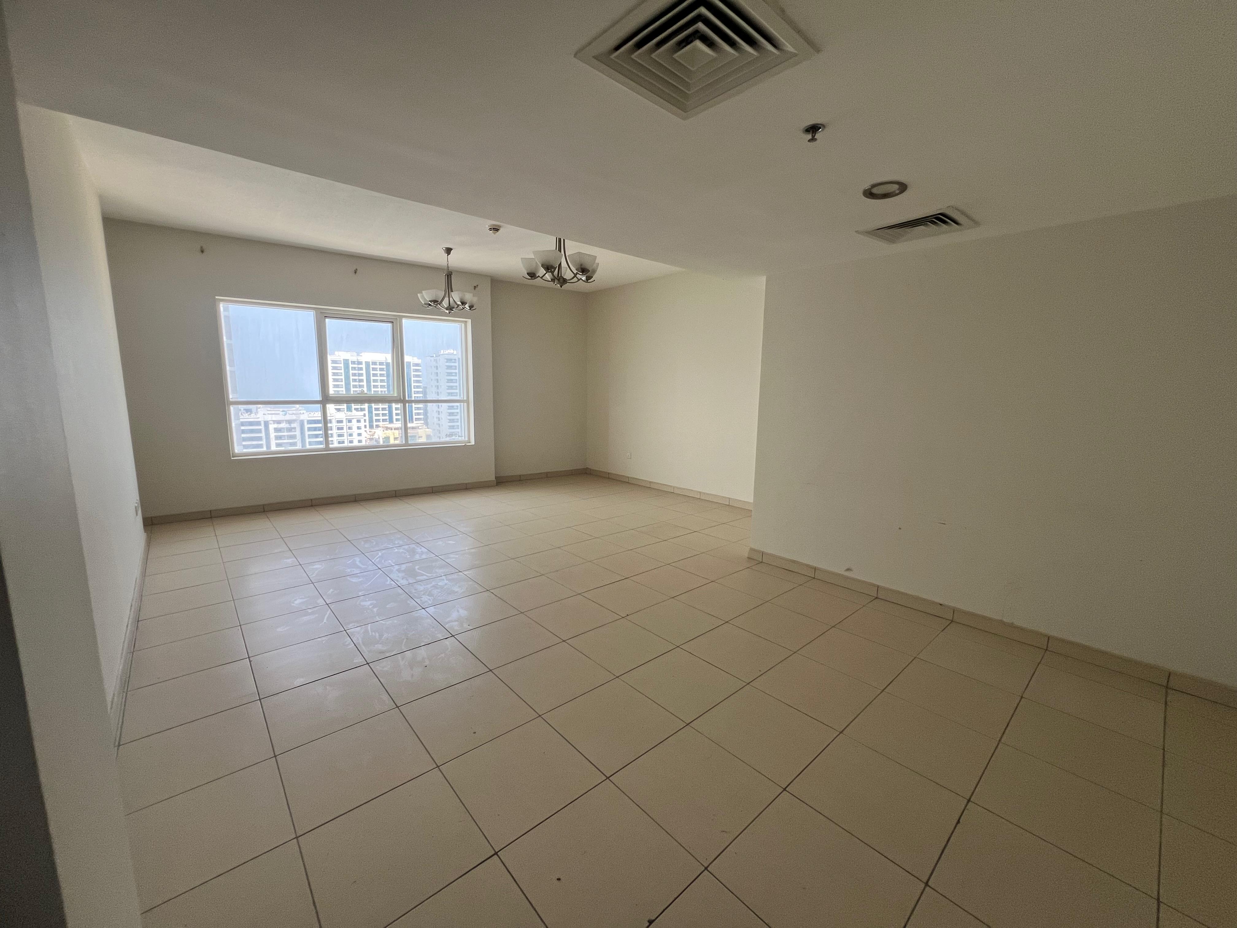 Free parking, gym & pool | Corniche Street | Maid’s room | Master bedrooms | Near Dubai exit