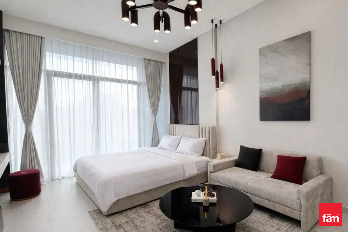 Emirates Tower Metro|Skyline Burj View| Al Satwa