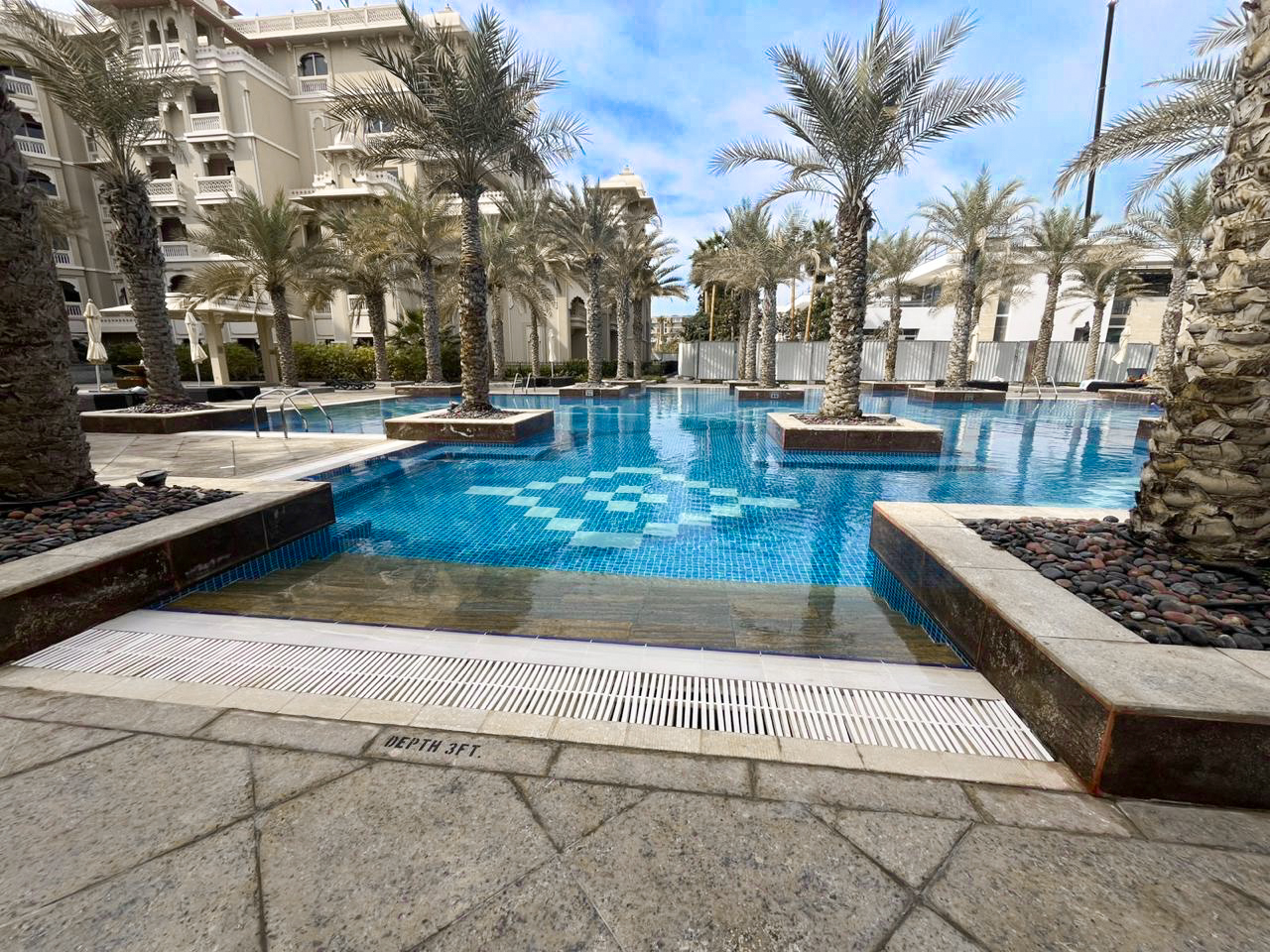 Beachfront 1 BR Private Beach| Palm Jumeirah