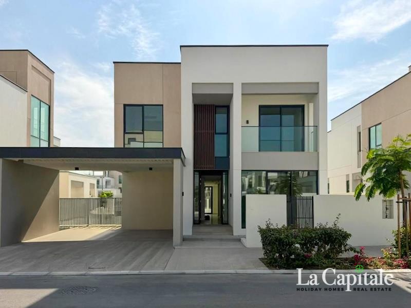 ACCESS TO THE PARK | BIG PLOT | GREAT LOCATION