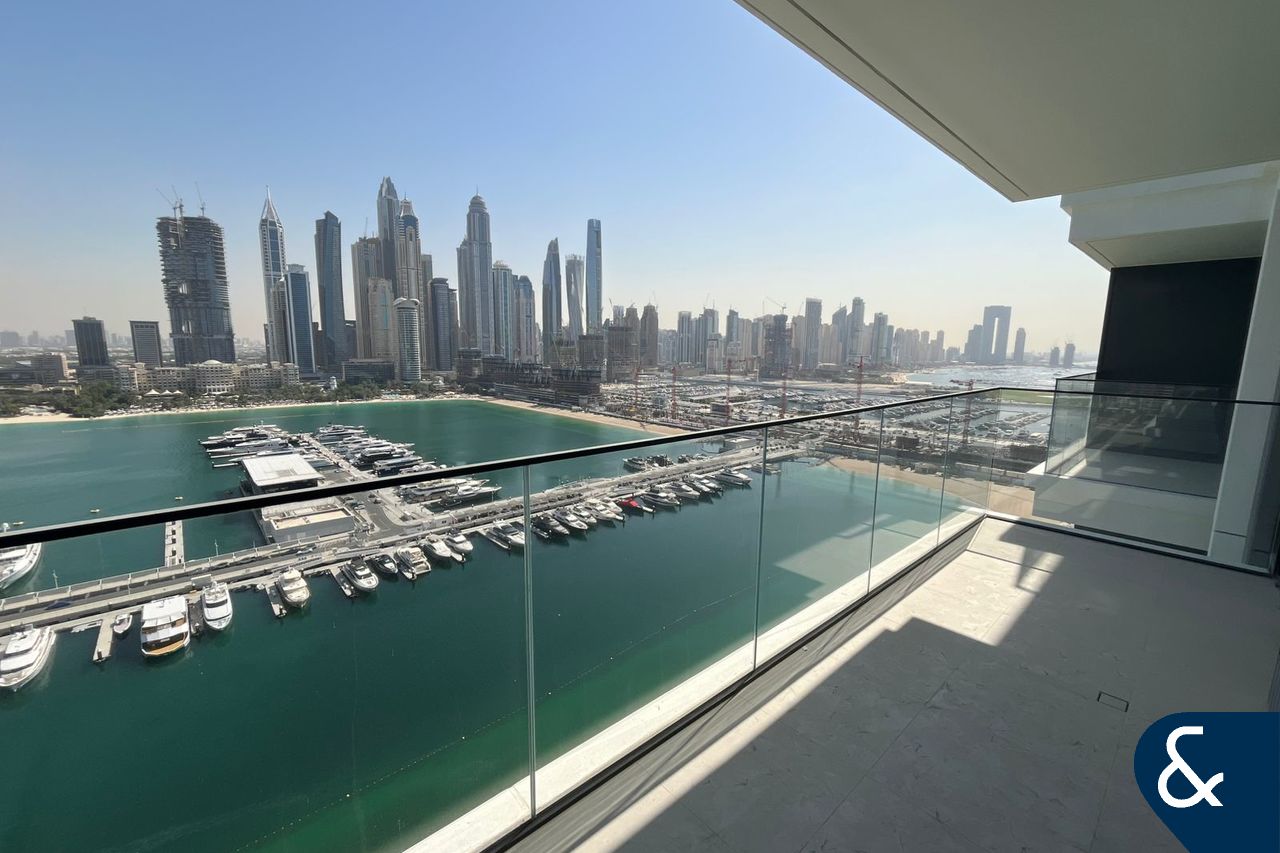 Full Marina View | Vacant | Private Beach