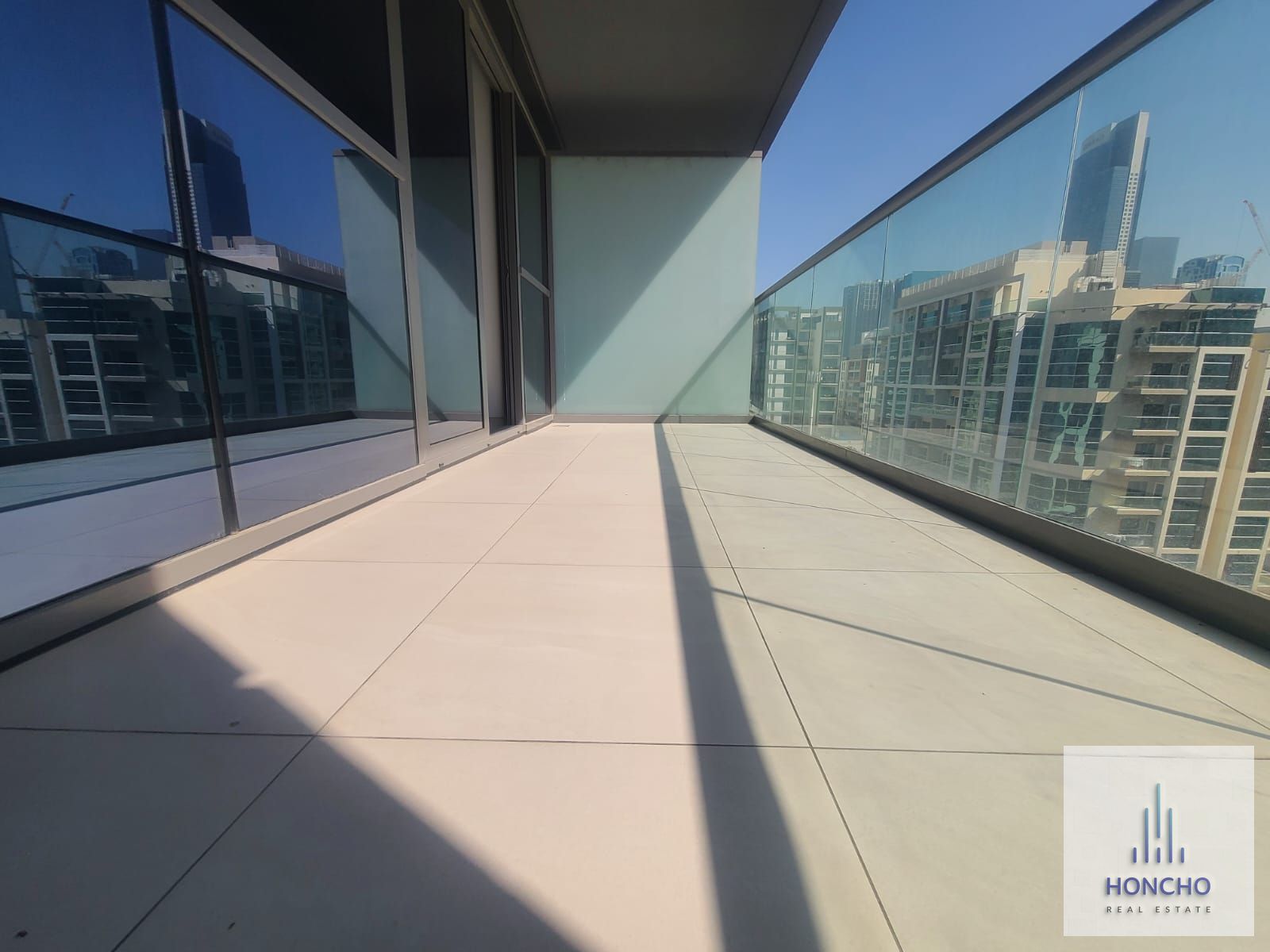 SPECIOUS APARTMENT | PREMIUM LOCATION | CLOSE TO METRO