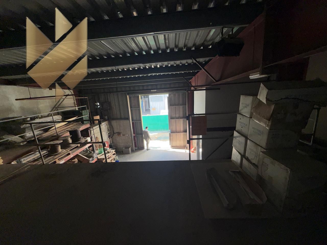 For annual rent – Warehouse in Industrial Area 11 | Prime strategic location | Spacious area | Suitable for all activities | Adequate electricity | Of