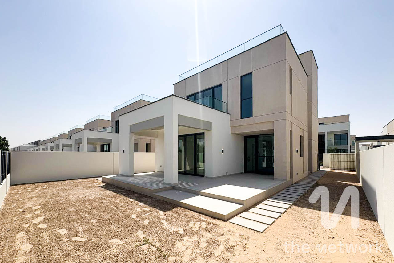 Backing Central Pk | Avail Soon | Genuine Listing