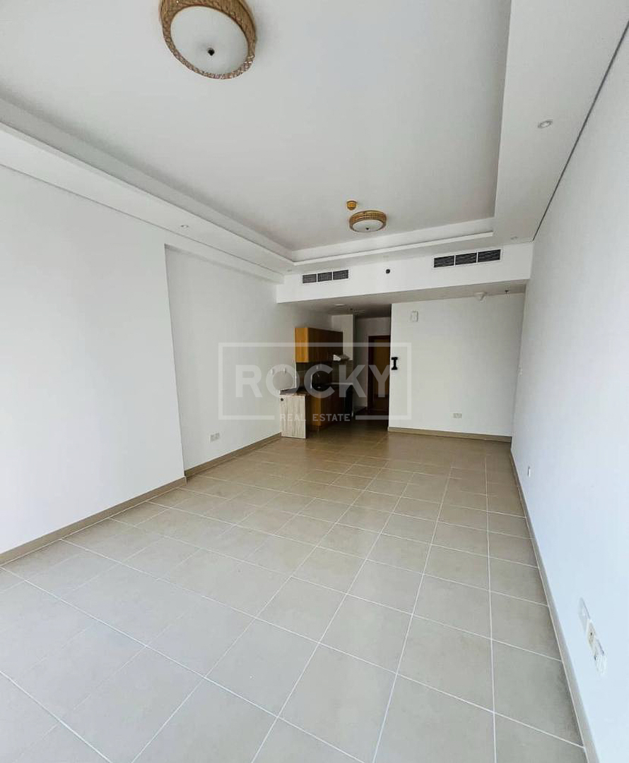 Prime Location| Spacious Studio |Great Amenities