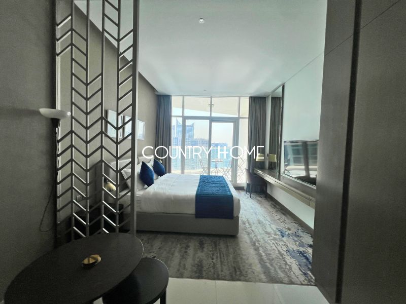 Luxury Studio | Furnished | Canal View