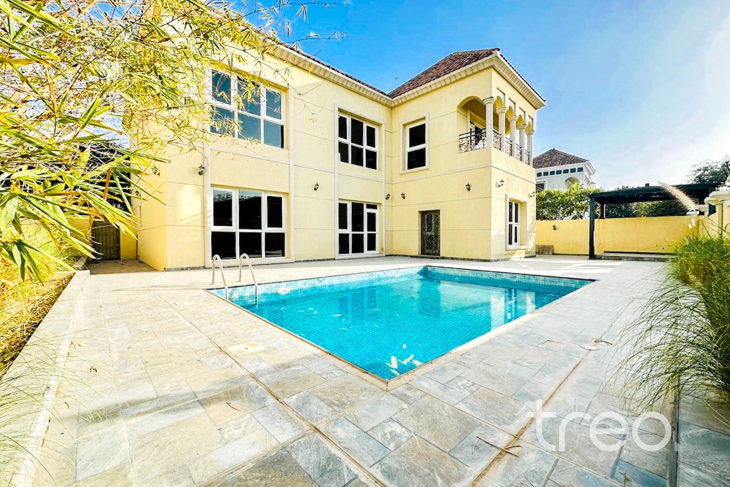 Private Pool | Maid's room | Spacious Layout