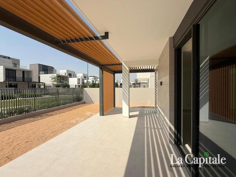 BACKING WIDE GREENBELT | VASTU | READY TO MOVE