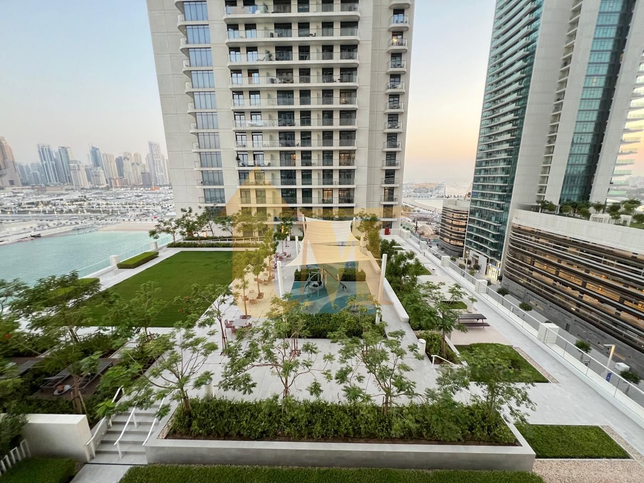 Luxury 2-Bedroom | Marina view