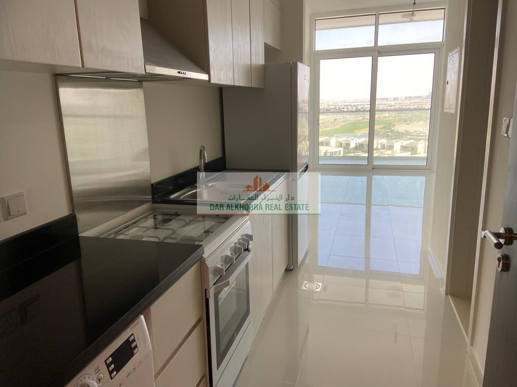 Bright Studio| Open View| Kitchen Appliances